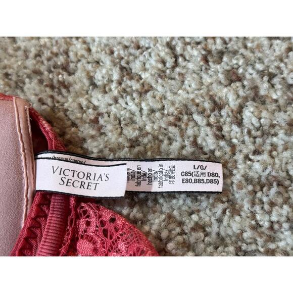 Victoria's Secret Women's Bra/Bralette,  size Large, Pink - Picture 5 of 6